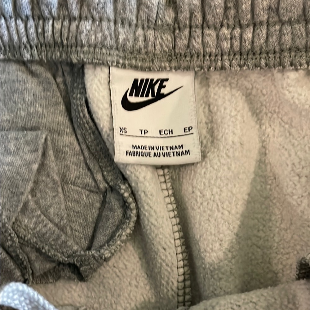 Nike Gray Sweatpants Athletic Comfort - Picture 4 of 5